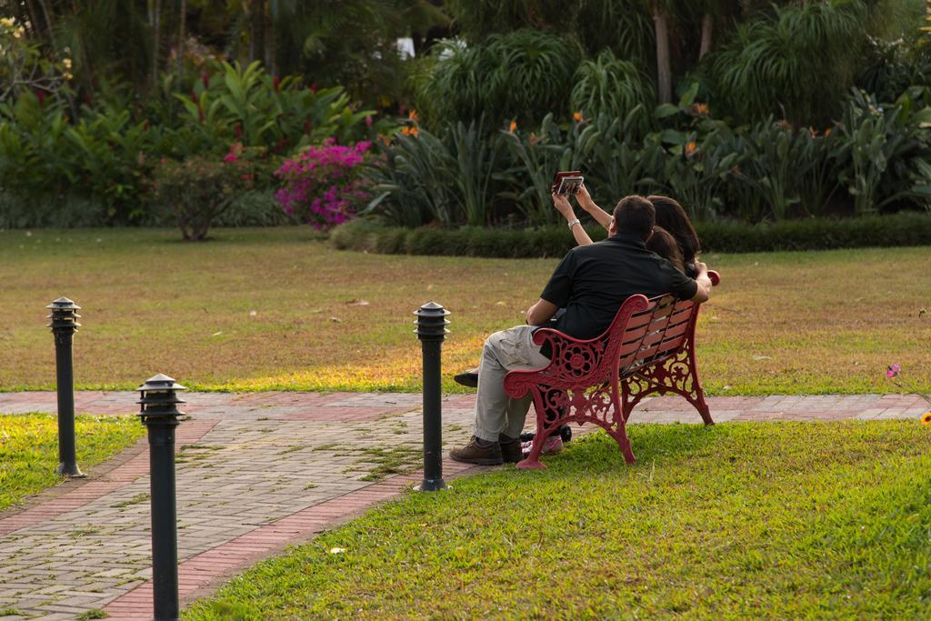 Hotel Bougainvillea San Jose Santo Domingo De Heredia Екстер'єр фото
